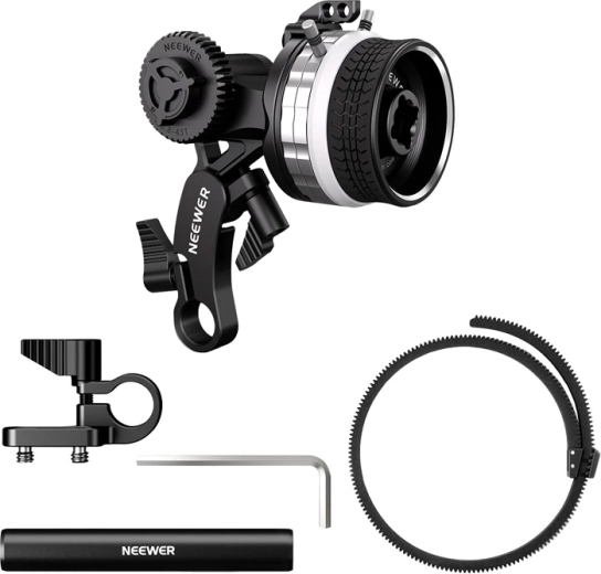 Kompatibilita s 15mm rigy a pohodlné ovládání