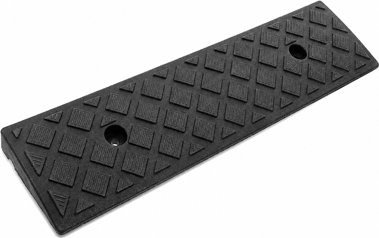 Nájezdová rampa na obrubník 3 cm