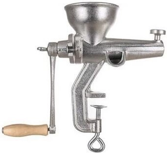 Litinový odšťavňovač na drobné ovoce s dřevěnou rukojetí BANQUET