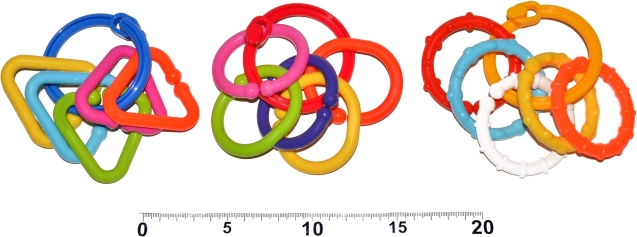 Barevné kroužky pro miminka