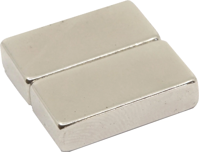 Neodymový magnet kvádr 20 × 10 × 5 mm (2 ks)