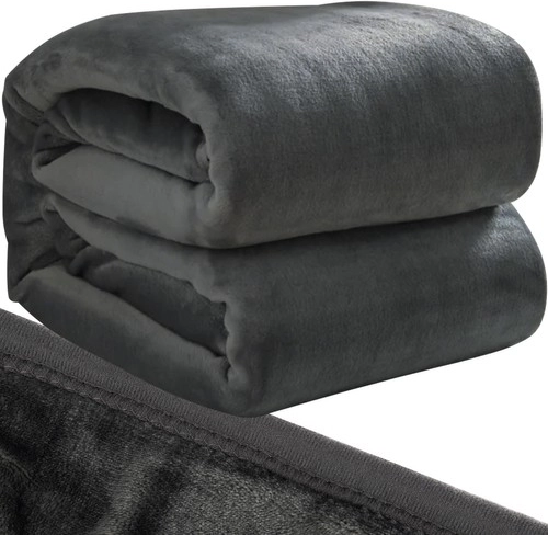 Měkký teplý šedý mikroplyšový pléd 160 × 200 cm RUHHY