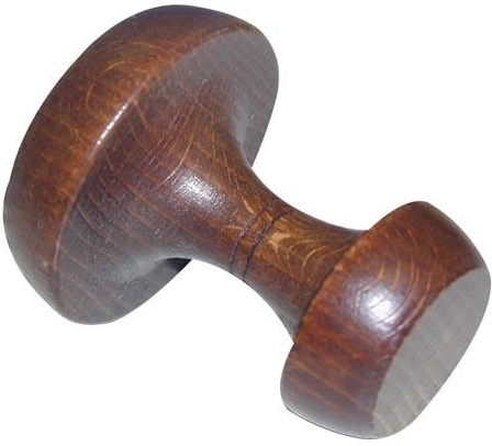 Důlkovač na koláče dřevěný 6 a 4 cm