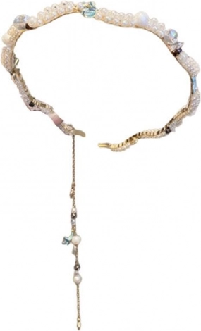 Dekorativní čelenka s motivem mušlí a perličkami