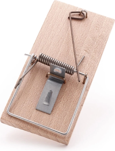 Dřevěná past na myši z buku