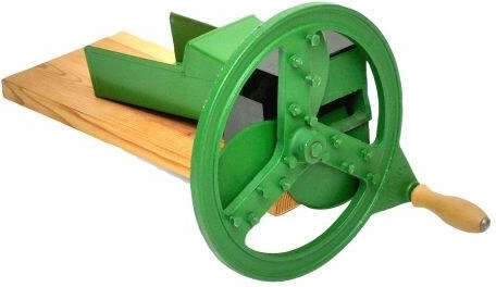 Ruční řezačka na kopřivy