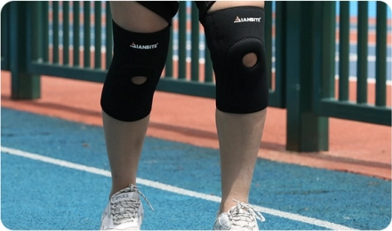 Ortéza na koleno M – prodyšná opora s otevřenou čéškou