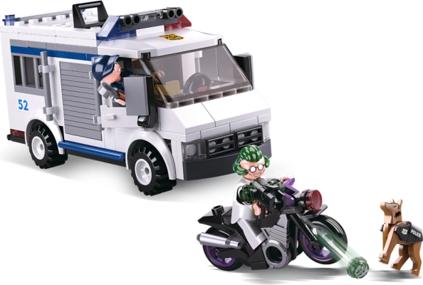 Sluban policie – vězeňský vůz a útěk na motorce