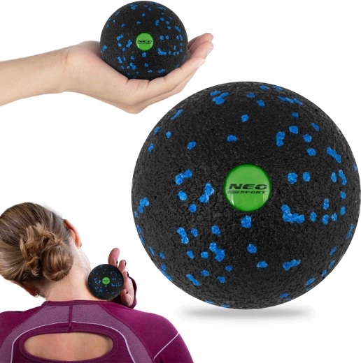 Masážní a fitness míček z EPP 8 cm černo-modrý NEO-SPORT