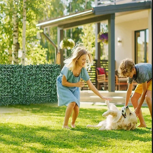 Umělý živý plot břečťan na stěnu a balkon 1,75 × 3 m