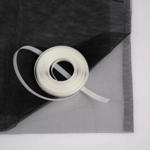 Bílá síť proti hmyzu 100 × 100 cm