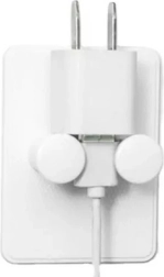 Bílý držák na holicí strojek