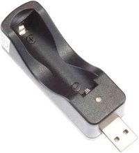 USB nabíječka pro 3,7 V 600 mAh pro auta na dálkové ovládání CARRERA