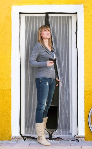 Magnetická síť proti hmyzu na dveře 100 × 210 cm