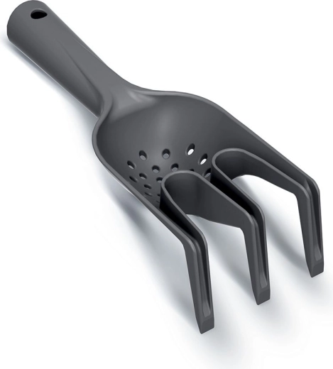 Vysévací kultivátor s cedníkem na semena