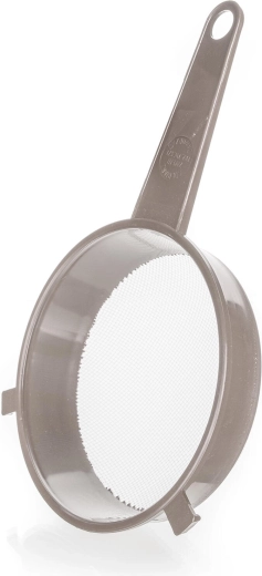 Kuchyňské sítko PRAKTIS 16 cm s rukojetí, latte