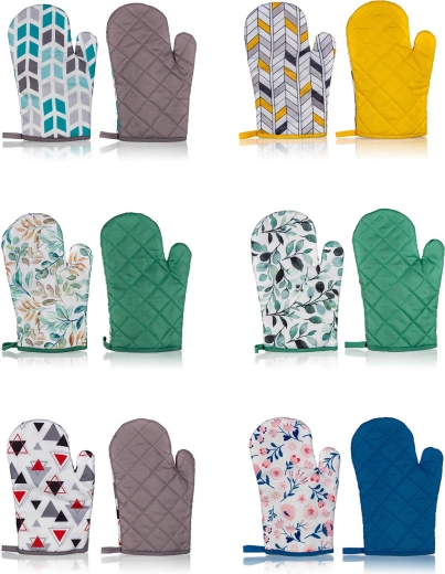 Kuchyňské chňapky BASIC s poutkem, polyester, 27 × 17 cm, sada 2 ks, mix motivů