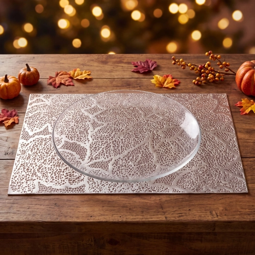 Prostírání s motivem listů z PVC 45 × 30 cm – Stříbrná