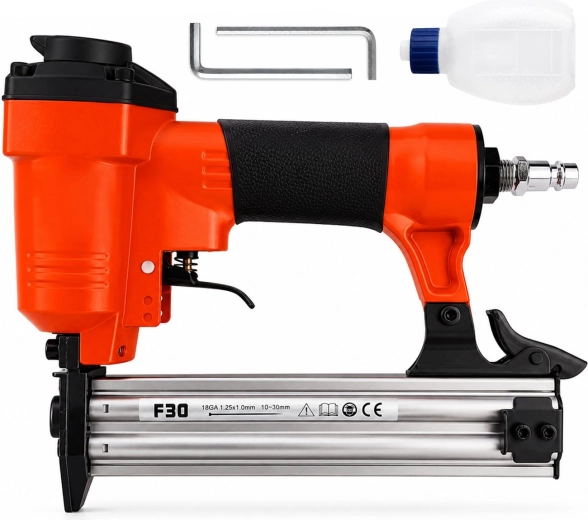 Pneumatická hřebíkovačka Renew Force F30 pro hřebíky 10–30 mm