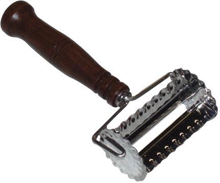 Rádýlko na trubičky 6 × 4 cm nerez s dřevěnou rukojetí