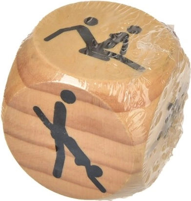 Dřevěná žertovná partnerská kostka Kamasutra 6 × 6 cm