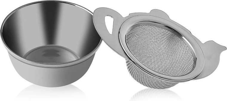 Nerezový cedník ve tvaru konvičky 7 cm