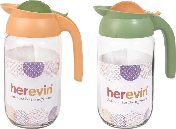 Džbán 1,5 l ze skla s plastovým víčkem