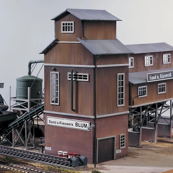 Piko Authentic Edition třídicí věž pískovny E. Blum H0 stavebnice