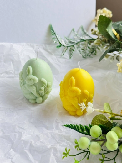 Ručně vyráběná sojová svíčka vajíčko se zajíčkem