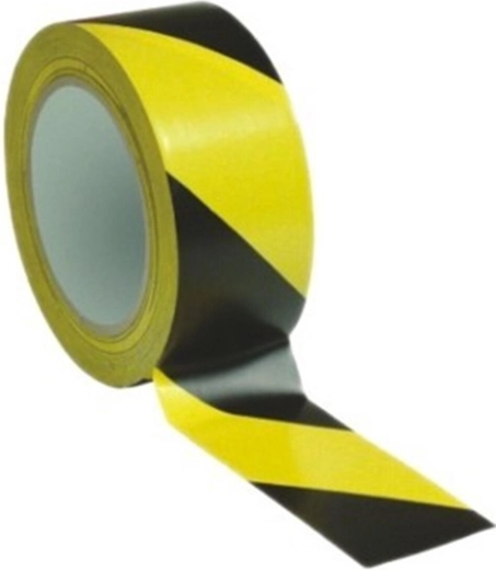 Výstražná samolepicí páska 48 mm × 66 m, žluto‑černá, šikmé pruhy vpravo
