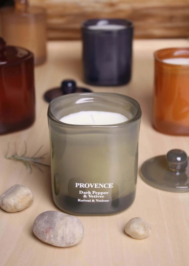 Vonná svíčka ve skle Provence pepř a vetiver 25 hodin