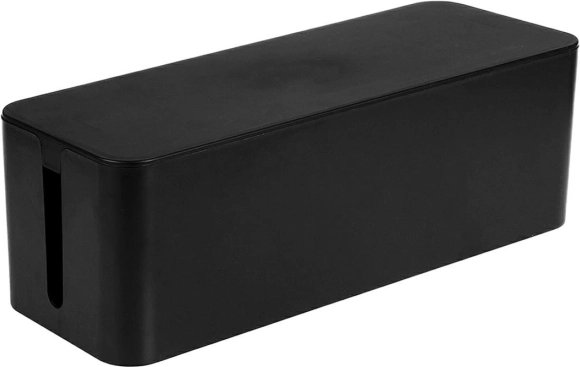 Černý organizér na kabely