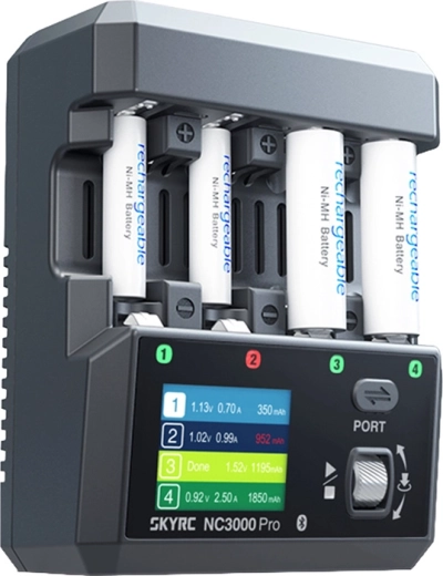 Nabíječka baterií SkyRC NC3000 Pro pro AA/AAA NiMH a NiCd