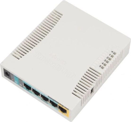 Bezdrátový access point 2,4 GHz s 5× Fast Ethernet RB951Ui-2HnD