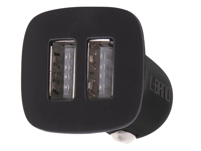 Dvojitý USB výstup pro dvě zařízení