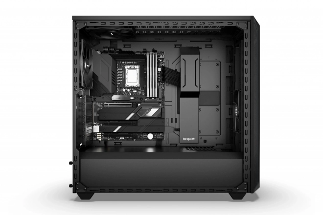 PC skříň Shadow Base 800 od Be Quiet!