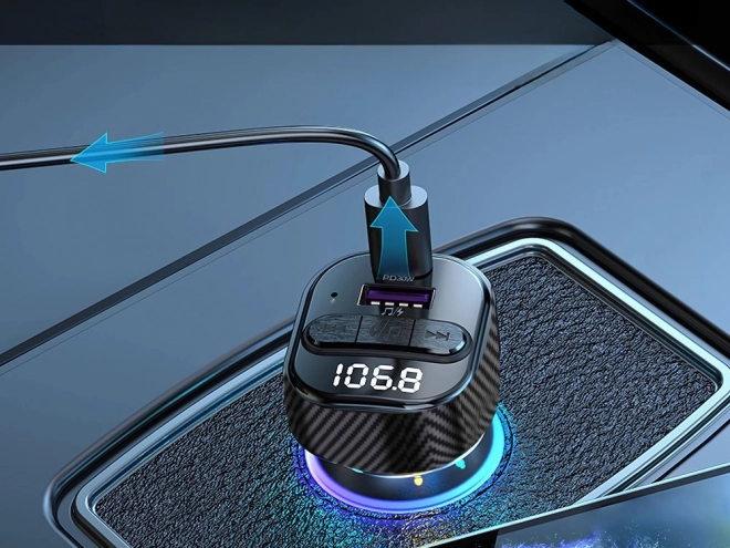 Transmitter do auta s Bluetooth 5.3, USB nabíjením a LED osvětlením