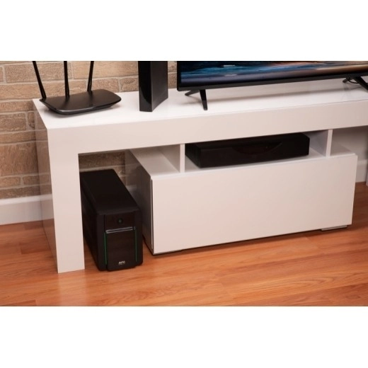 Záložní zdroj APC Easy-UPS 1600VA 230V