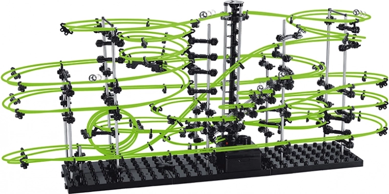 Spirálový výtah vrací kuličky na start