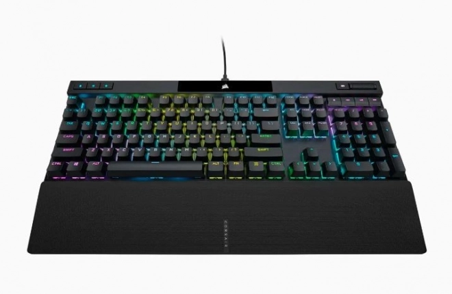 mechanická klávesnice Corsair K70 RGB Pro s PBT Keycaps