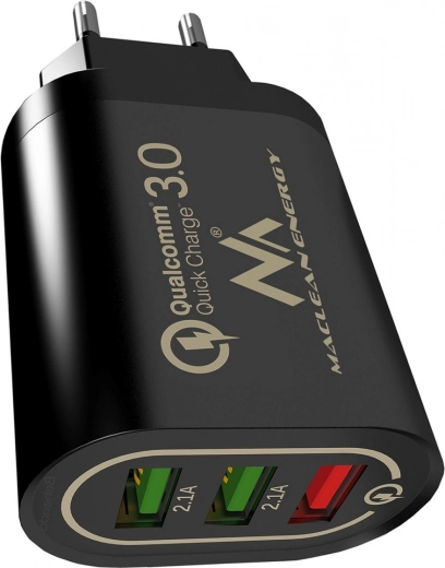 Tři USB porty pro současné nabíjení