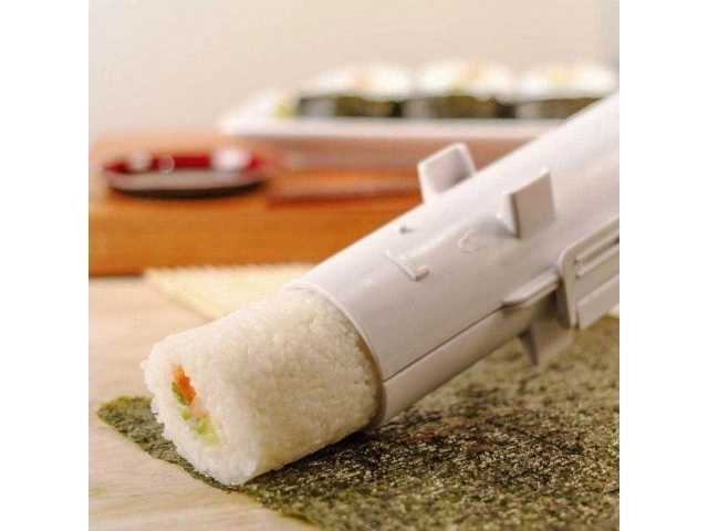 Váleček na výrobu sushi
