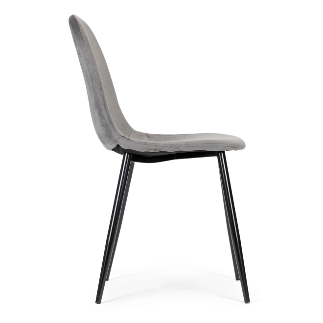 Ergonomicky tvarované opěradlo
