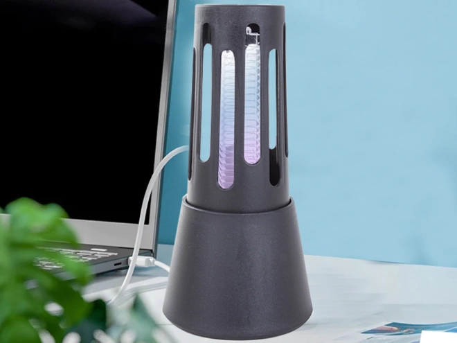 USB napájení a tichý provoz