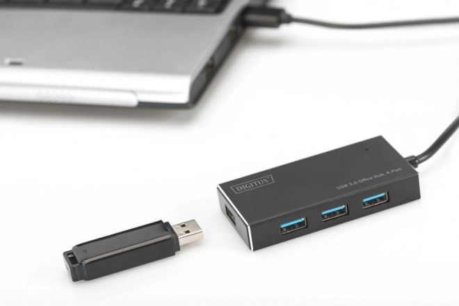 USB 3.0 SuperSpeed 4-portový hUB/hub, aktivní, hliník