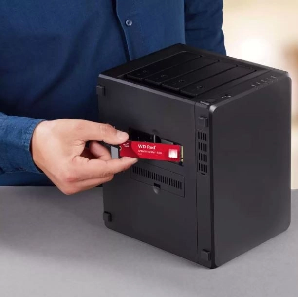 Disk Red SSD 2 TB SN700 2280 NVMe M.2 PCIe