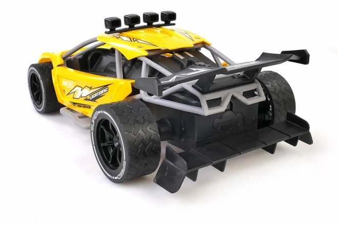 R/C auto s volantem a pedály