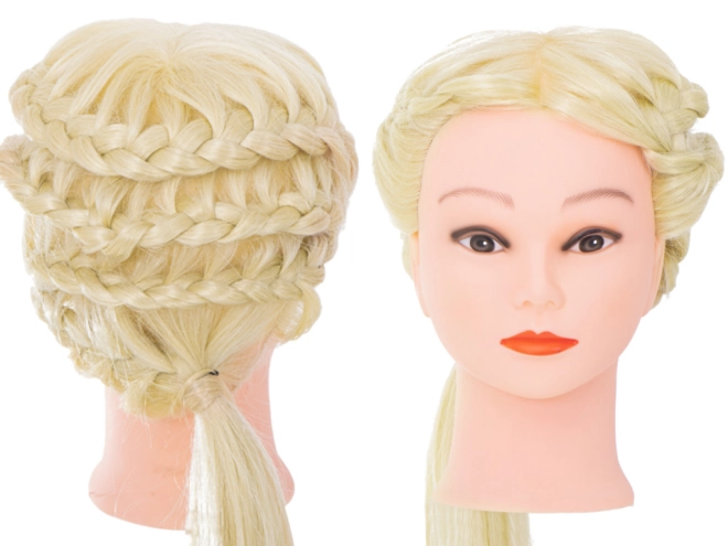 Realistické blond vlasy pro perfektní trénink