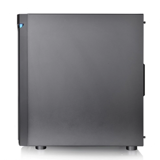 Elegantní počítačová skříň Thermaltake s tvrzeným sklem a ARGB podsvícením