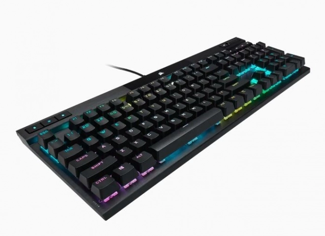 mechanická klávesnice Corsair K70 RGB Pro s PBT Keycaps